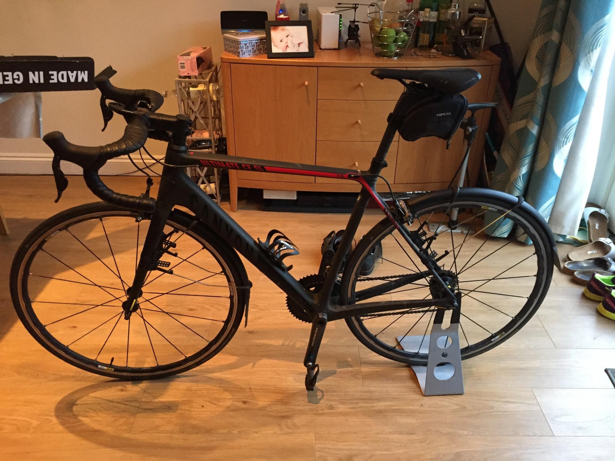 2017 Canyon bicycles Ultimate CF SL 9.0 Di2 Black