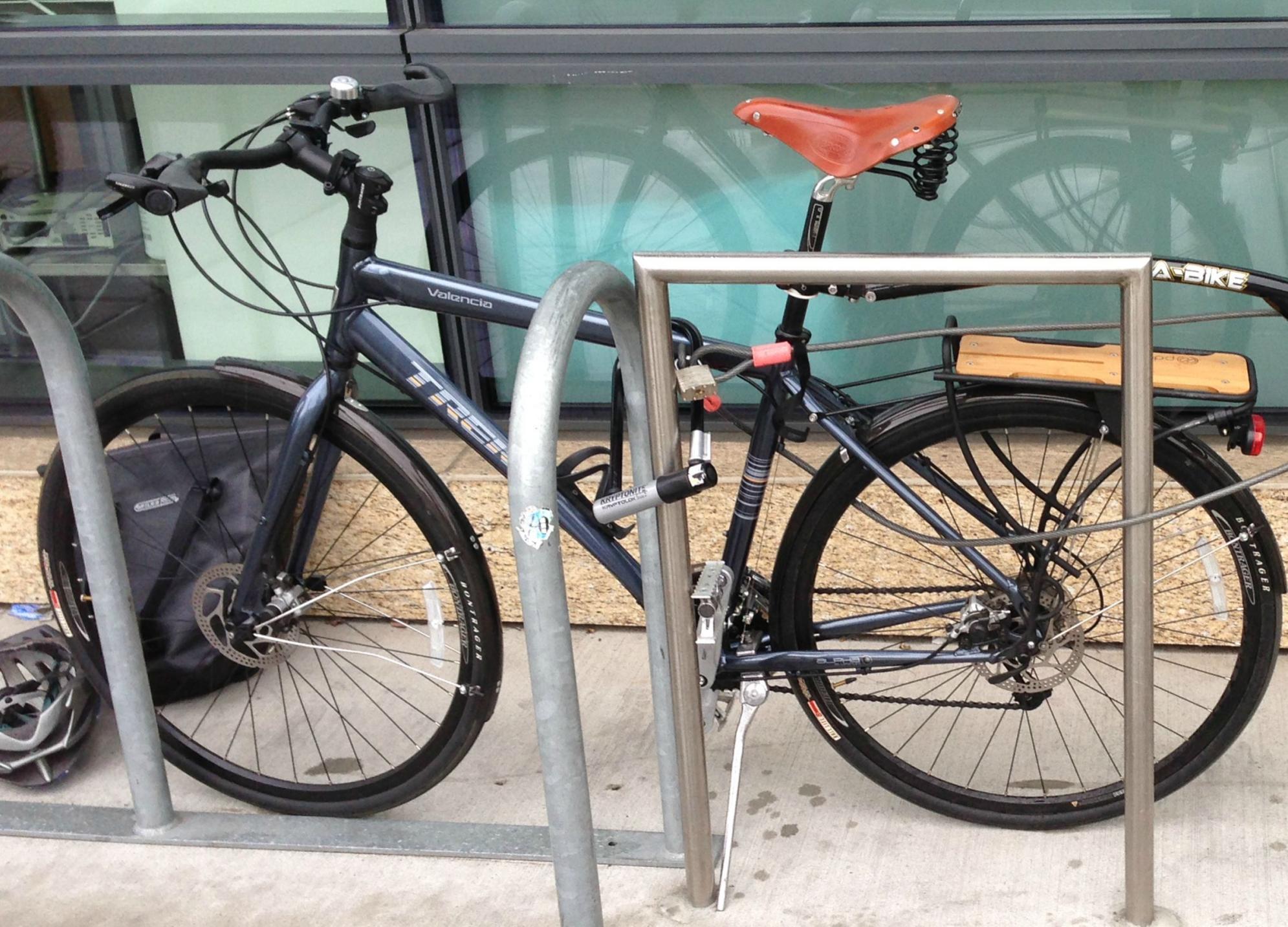 2012 Trek Valencia  Black