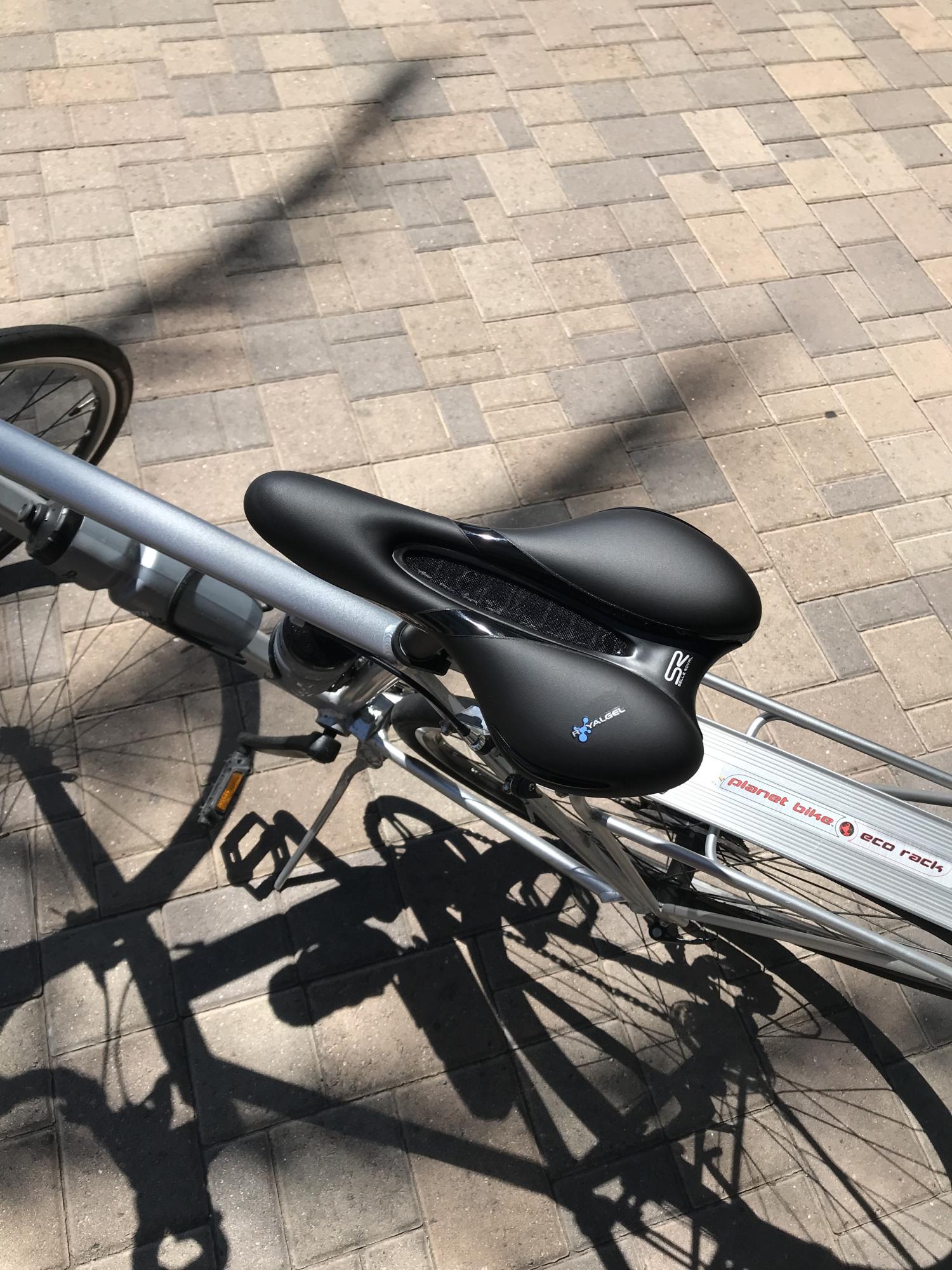 2022 Decathlon 1982121 Silver, gray or bare metal