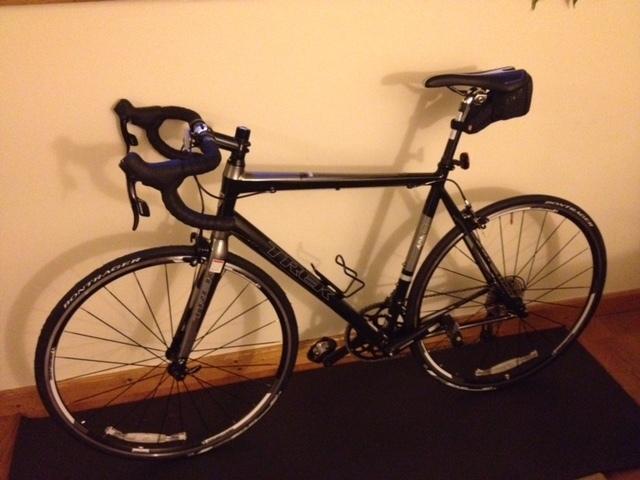 2012 Trek 2.1 H2 (Compact) Black