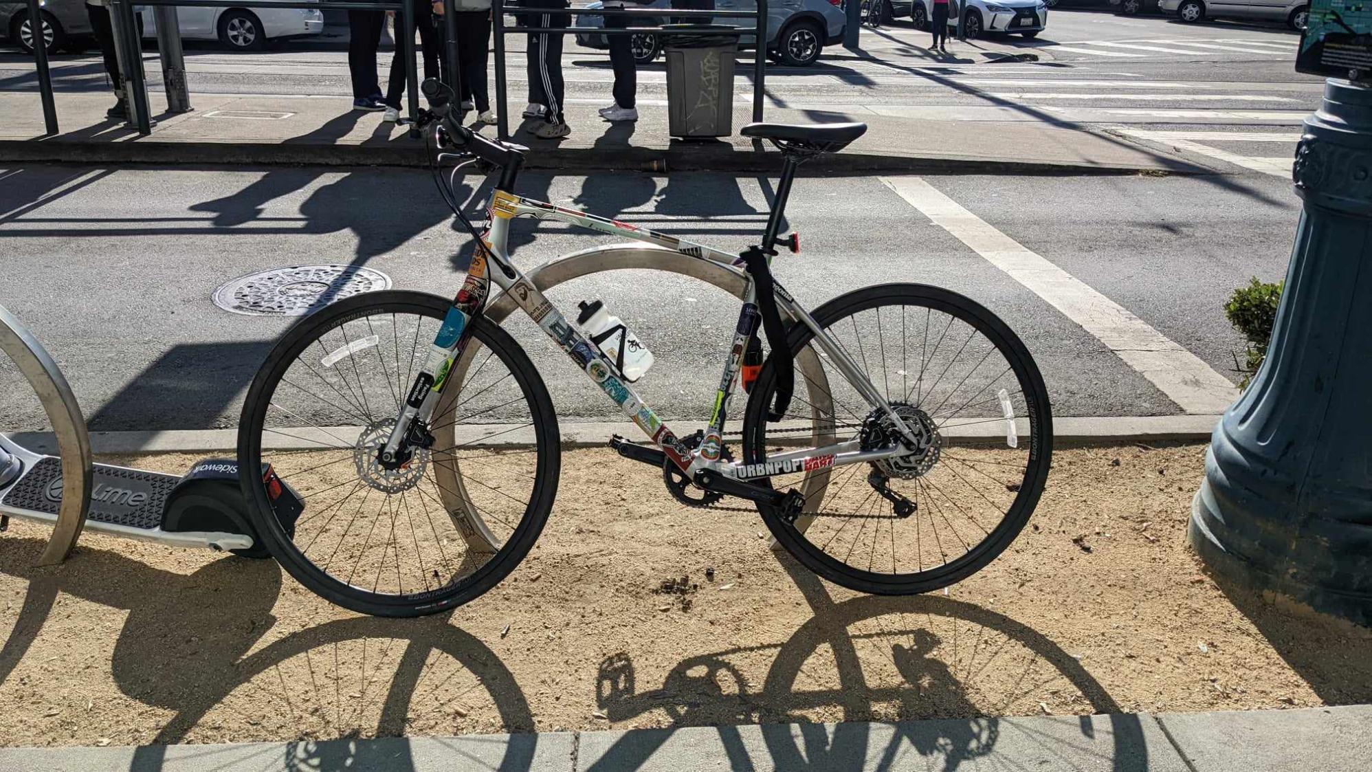 Trek FX Sport 4 Stickers tape or other cover-up and Silver, gray or bare metal