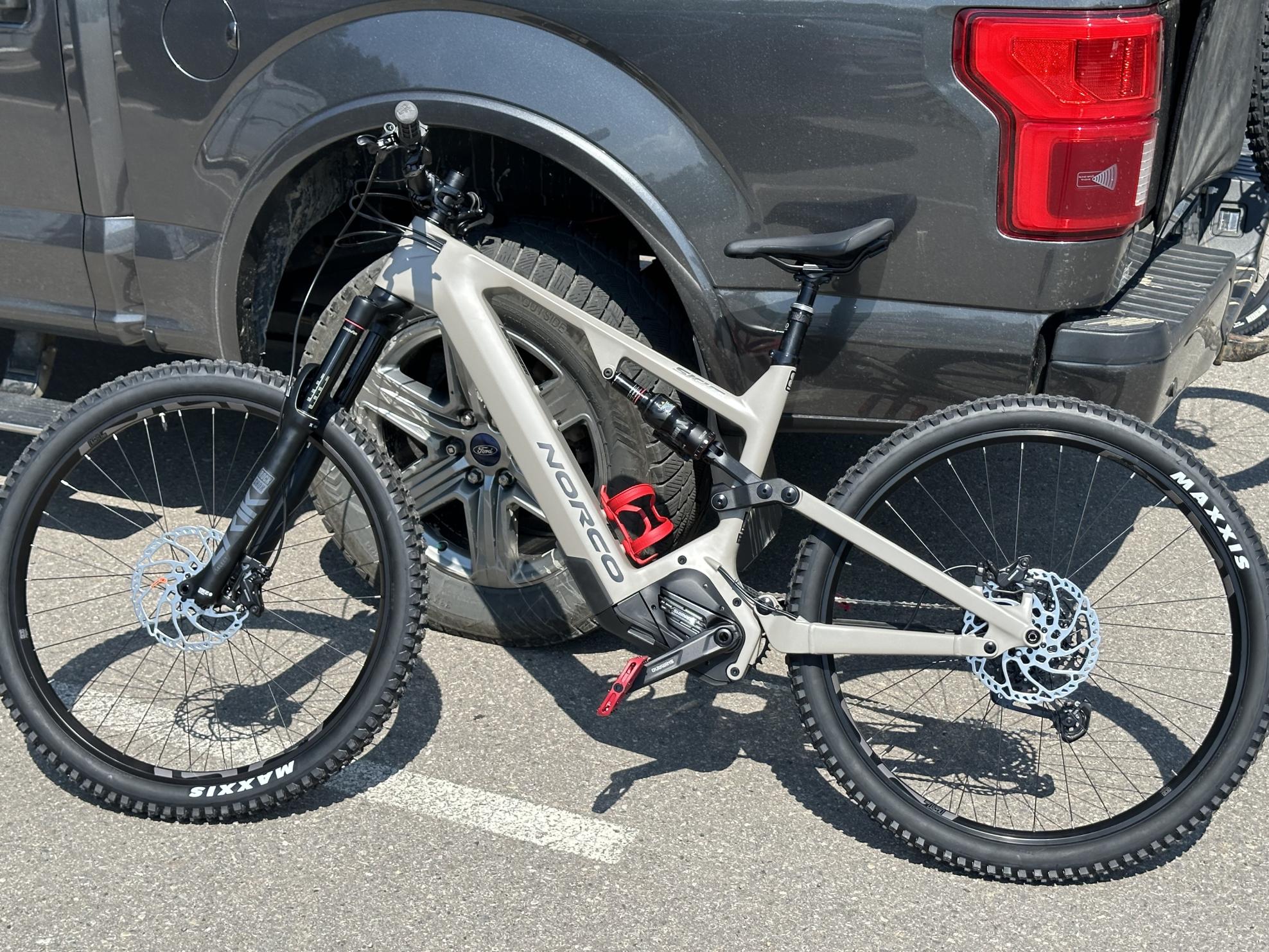 2023 Norco Bikes Sight VLT C2 Silver, gray or bare metal