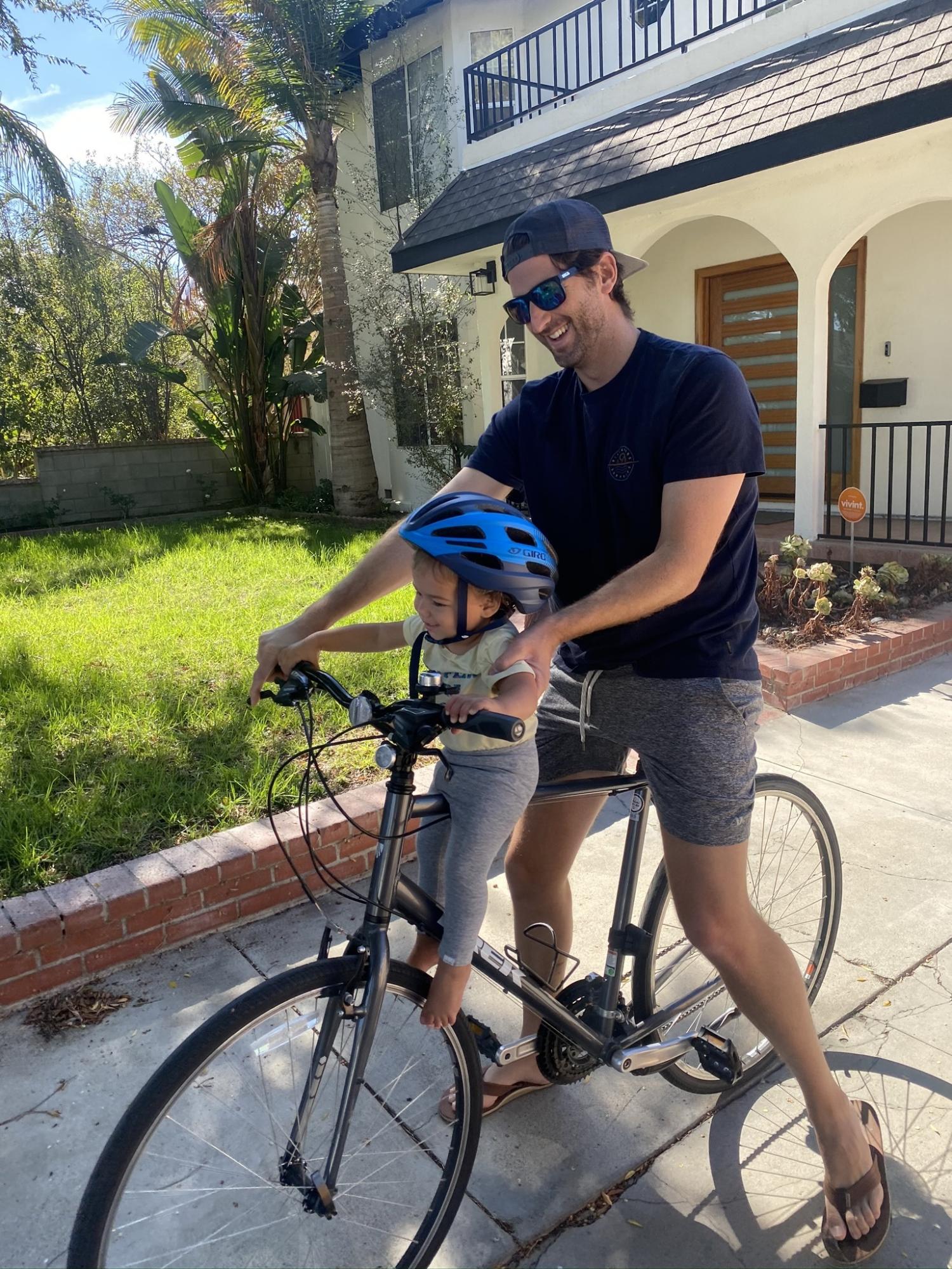 2018 Trek Silver, gray or bare metal