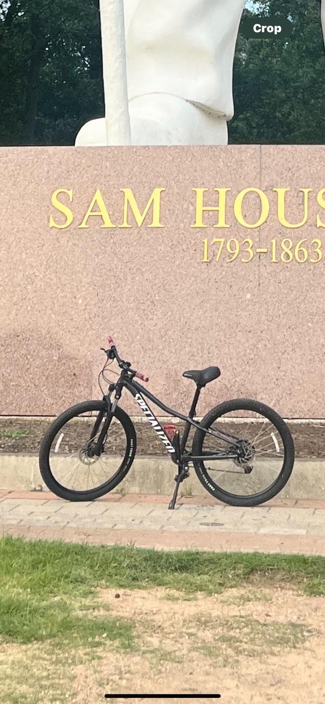 2024 Specialized XS Black and White