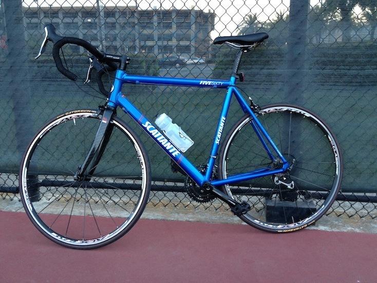 2009 Scattante R-560  Black