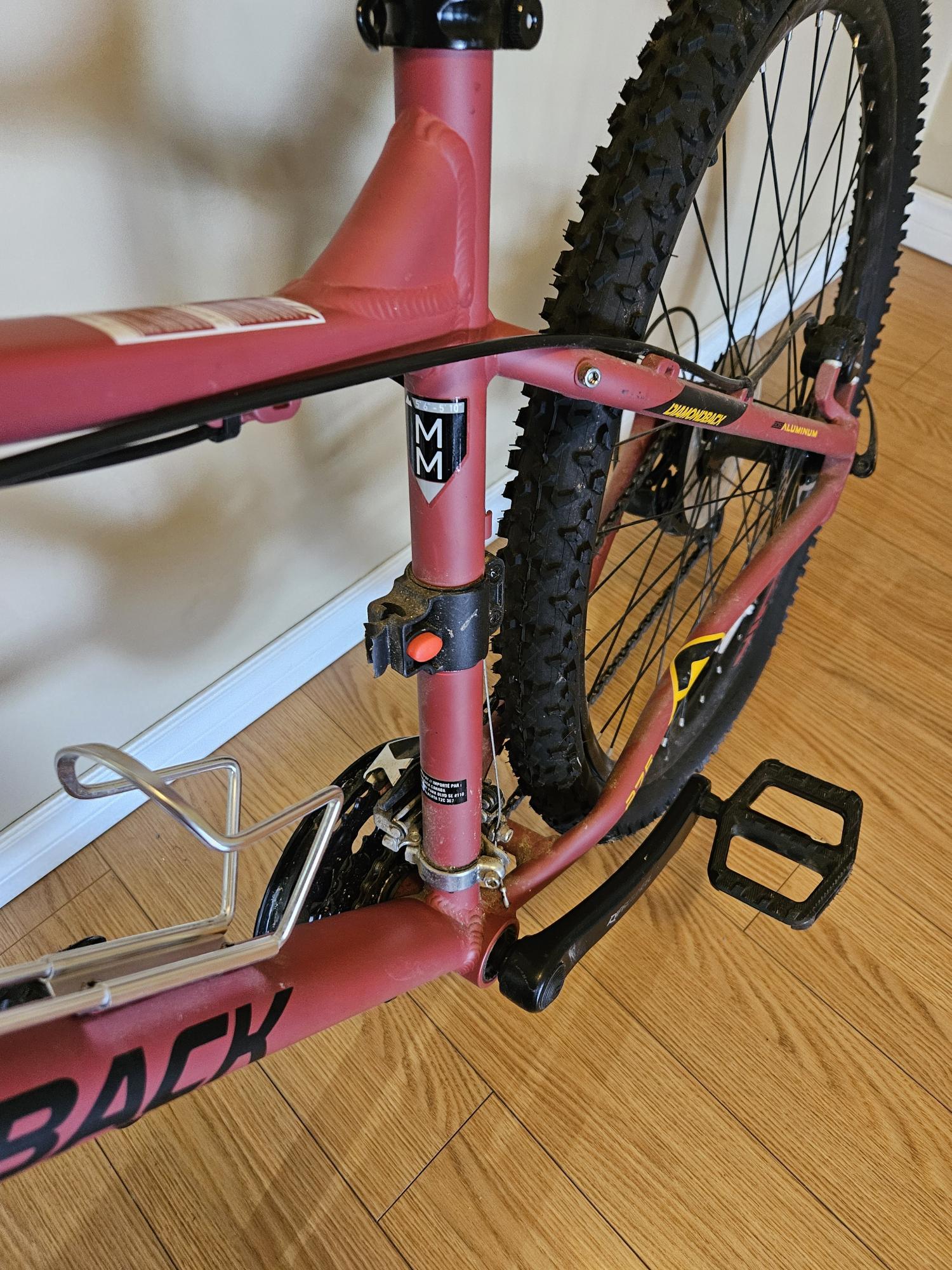 Diamondback Hardtail Red