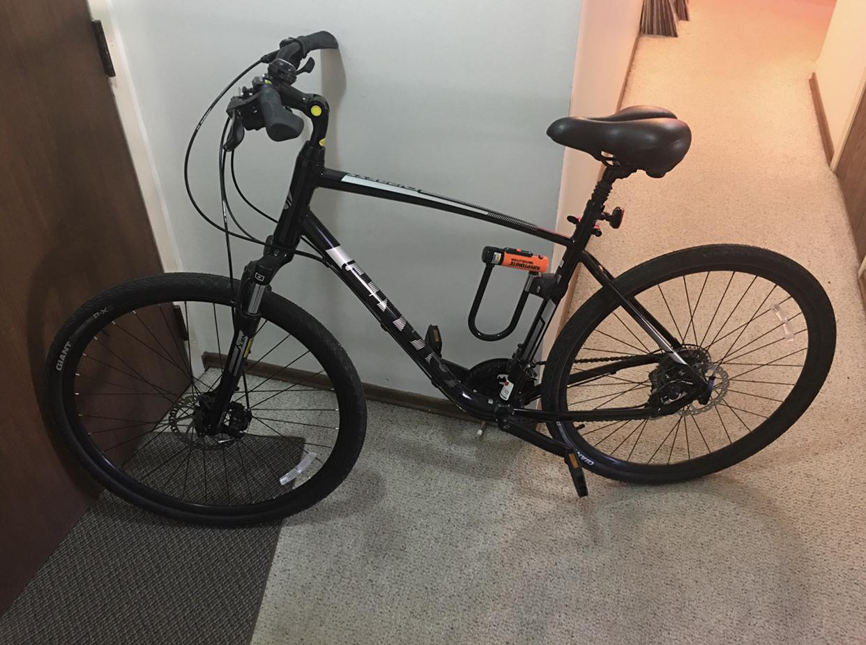 2020 Giant Cypress DX Black