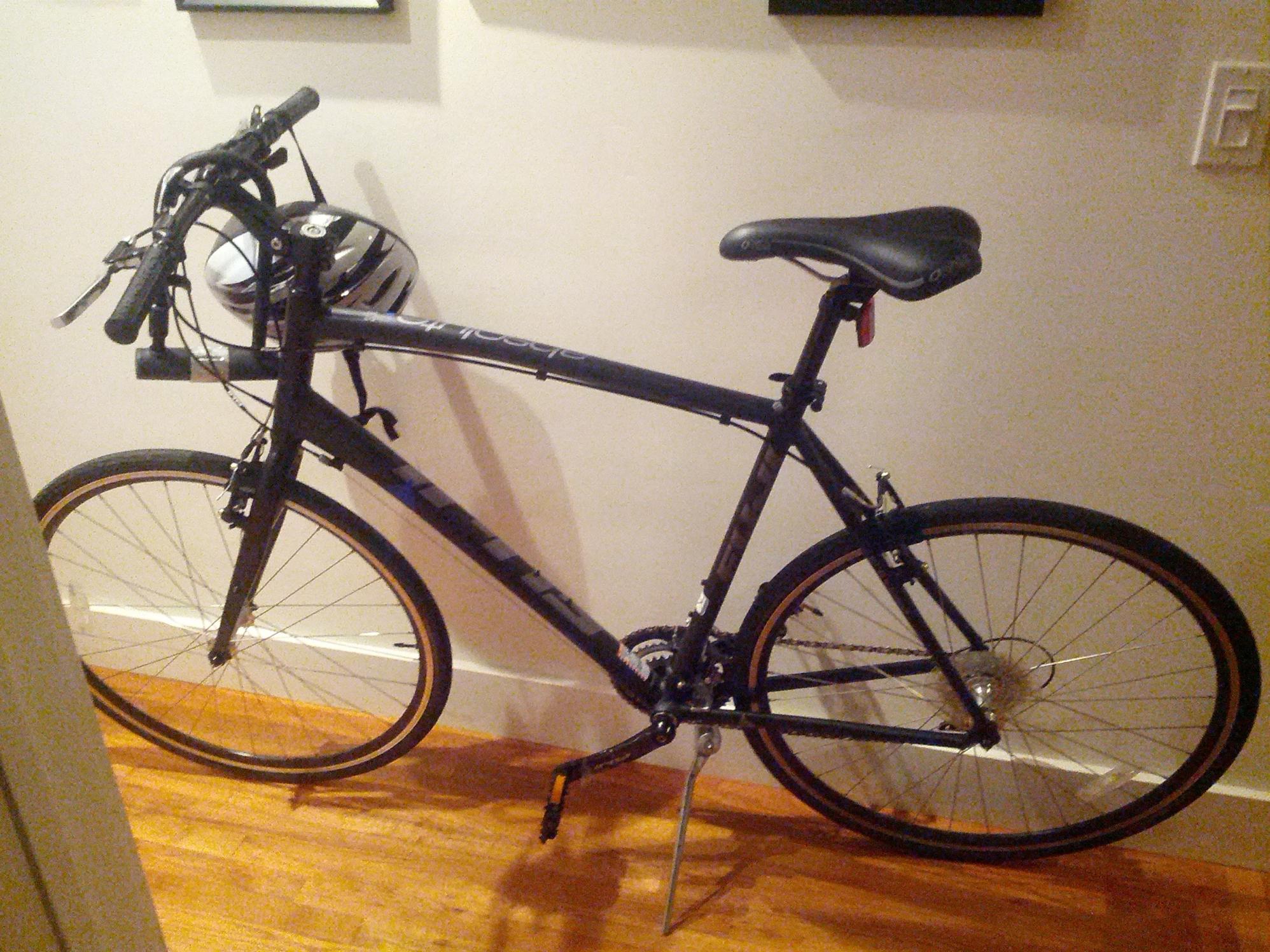 2012 Fuji Absolute 3.0 Black