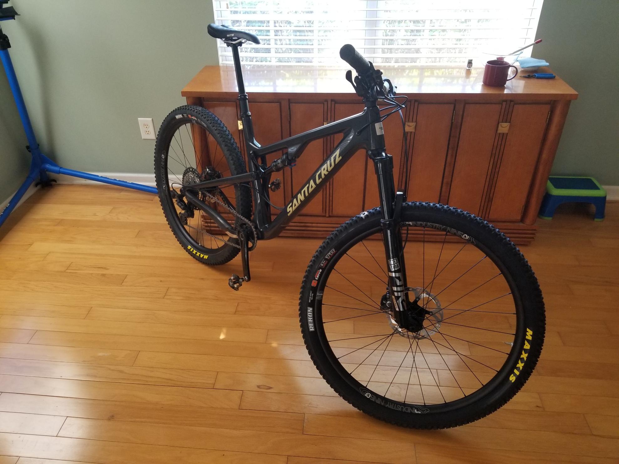 2018 Santa Cruz Tallboy Silver, gray or bare metal