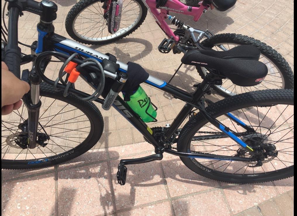 2015 Jamis Durango Black and Blue