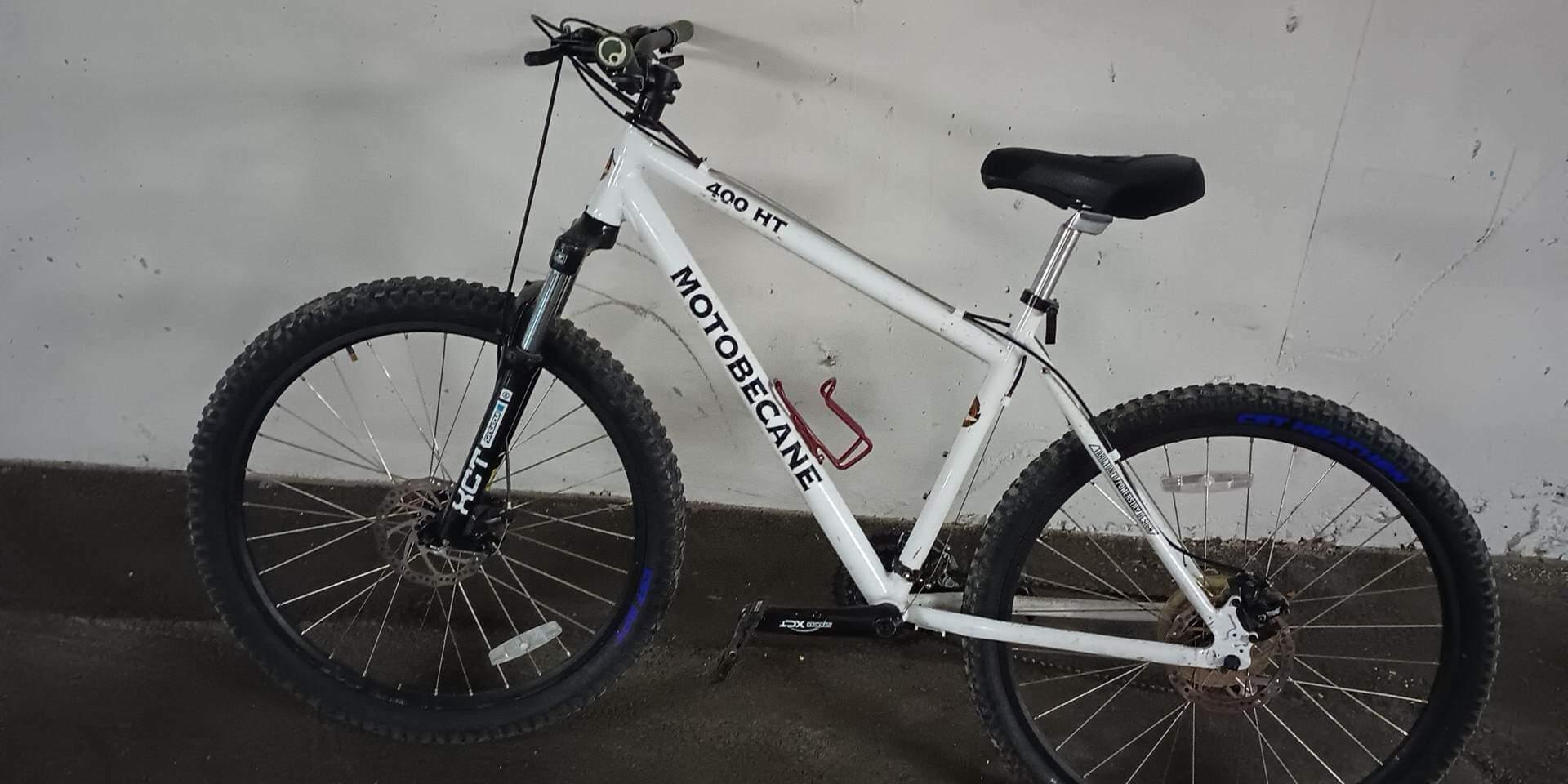 2021 Motobecane Hardtale White