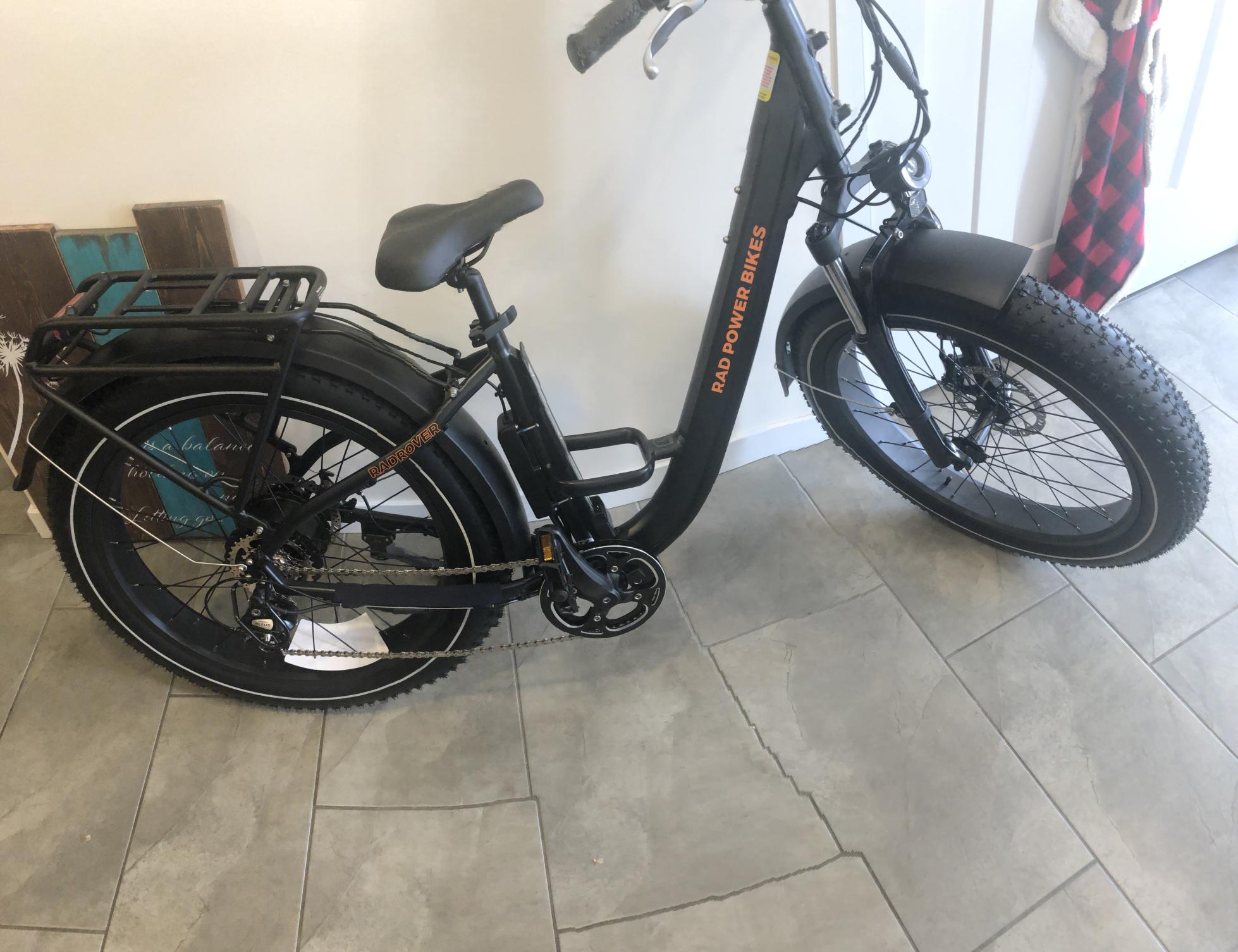 2022 Rad Power Bikes RadRover Step-Thru Electric Fat Bike ... Black