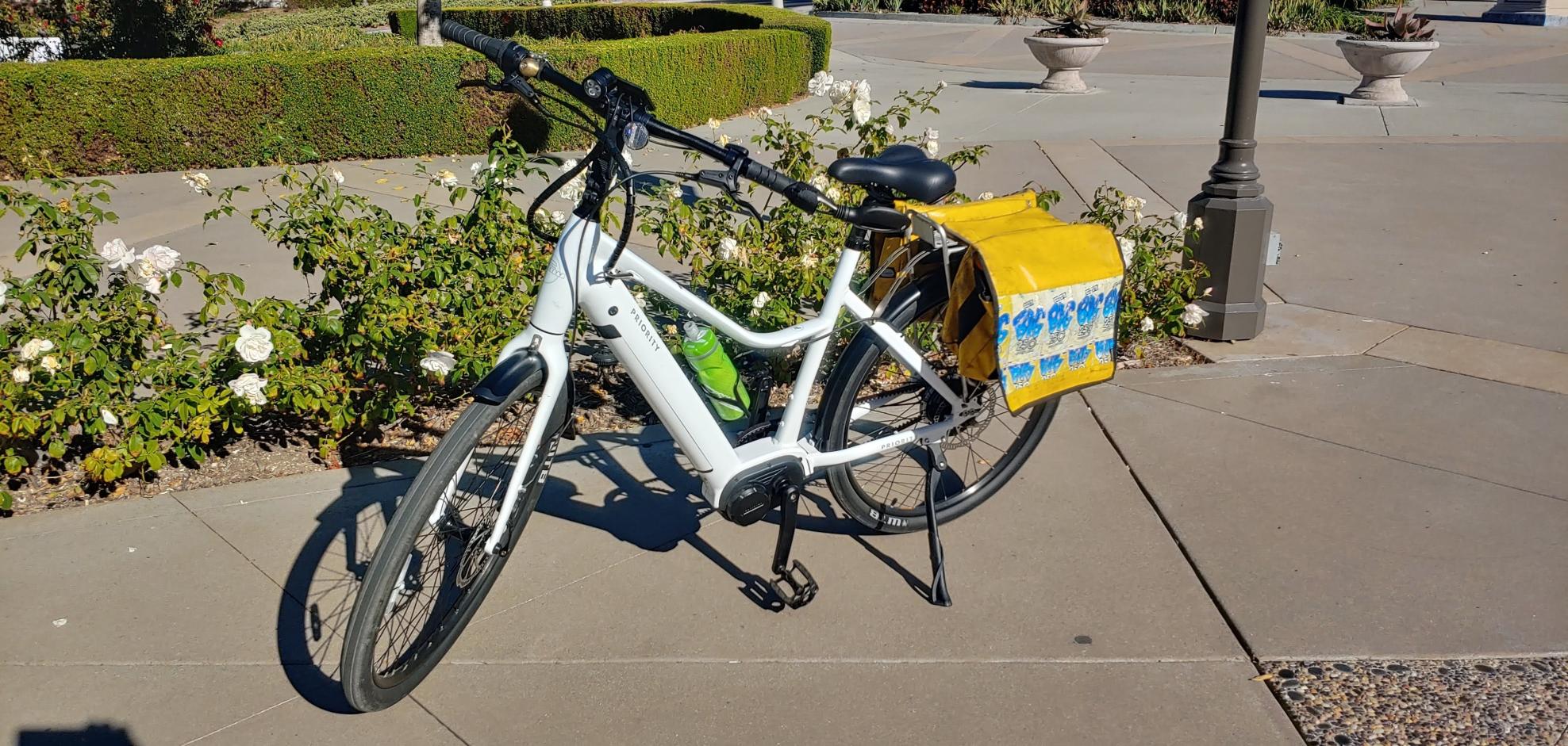 2020 Priority Bicycles Current White