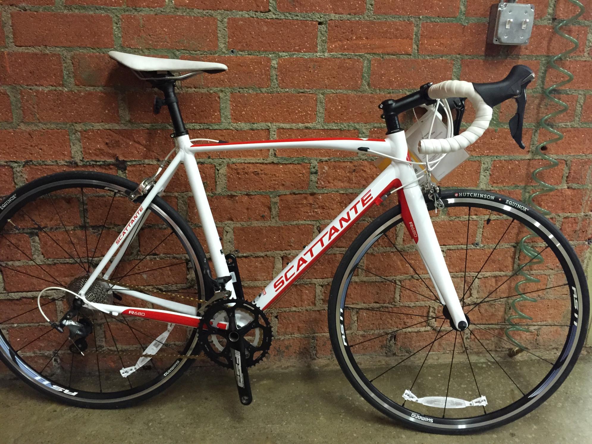 2014 Scattante R680 White