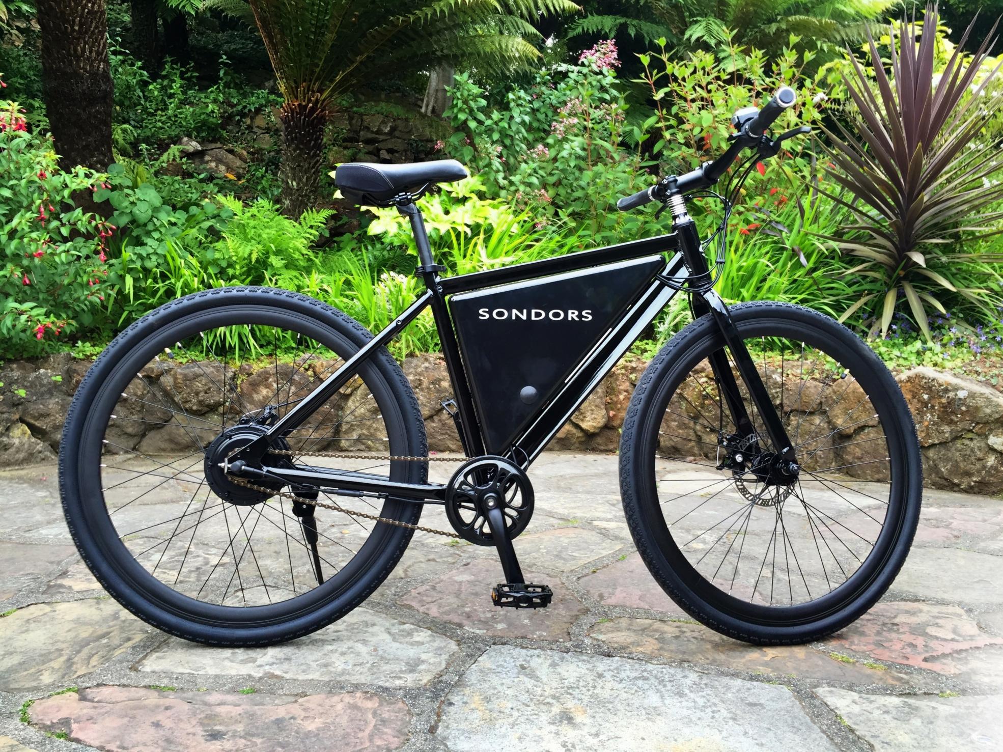 2015 Sondors Thin Black