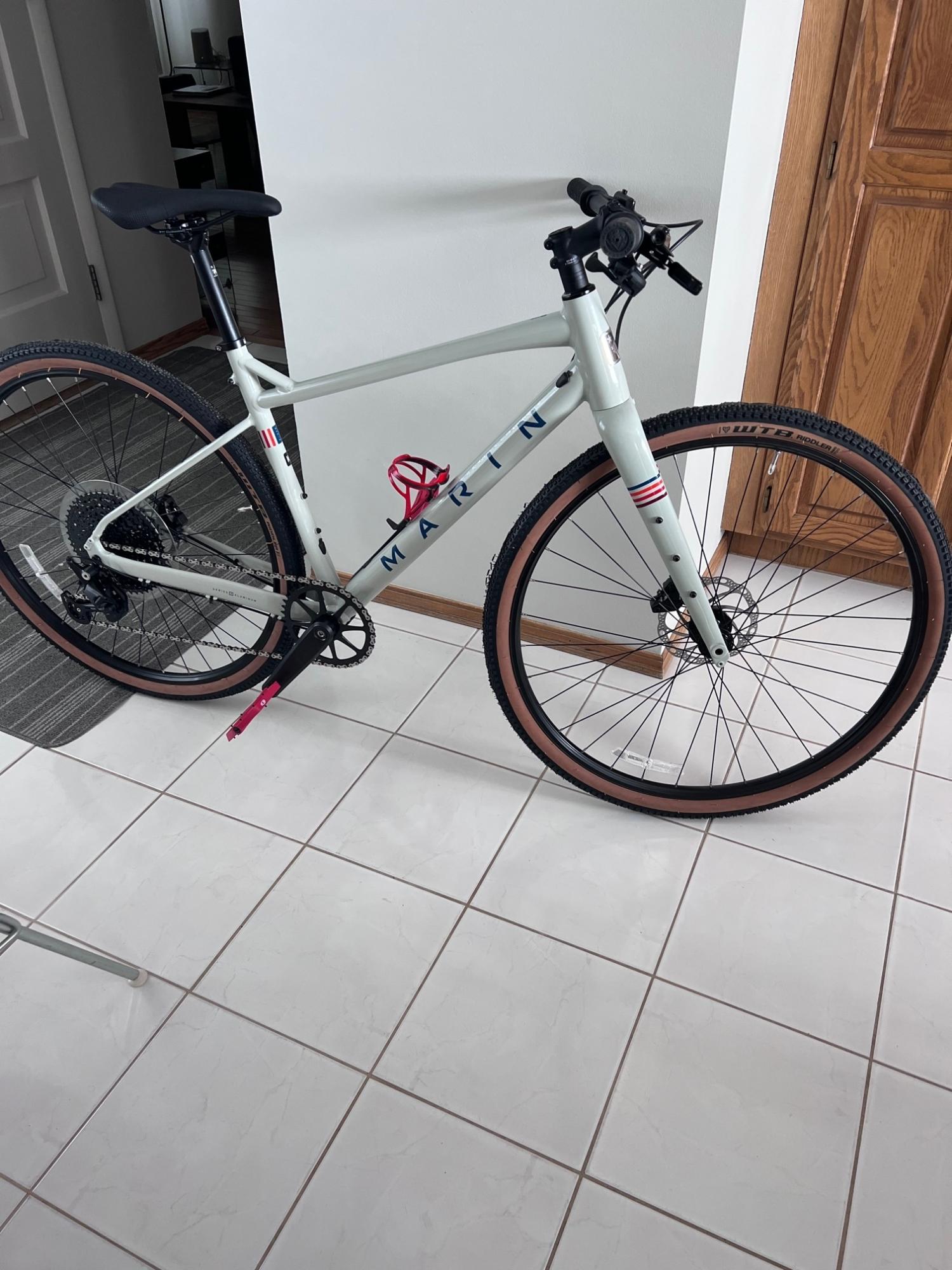 2023 Marin Bikes DSX 1 Silver, gray or bare metal