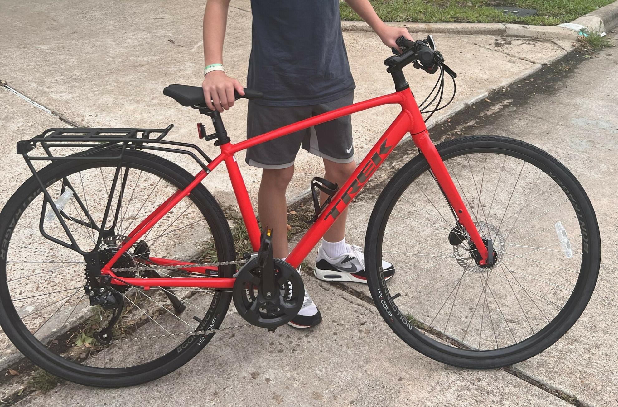 2023 Trek 5258273 FX2 DISC Medium Red