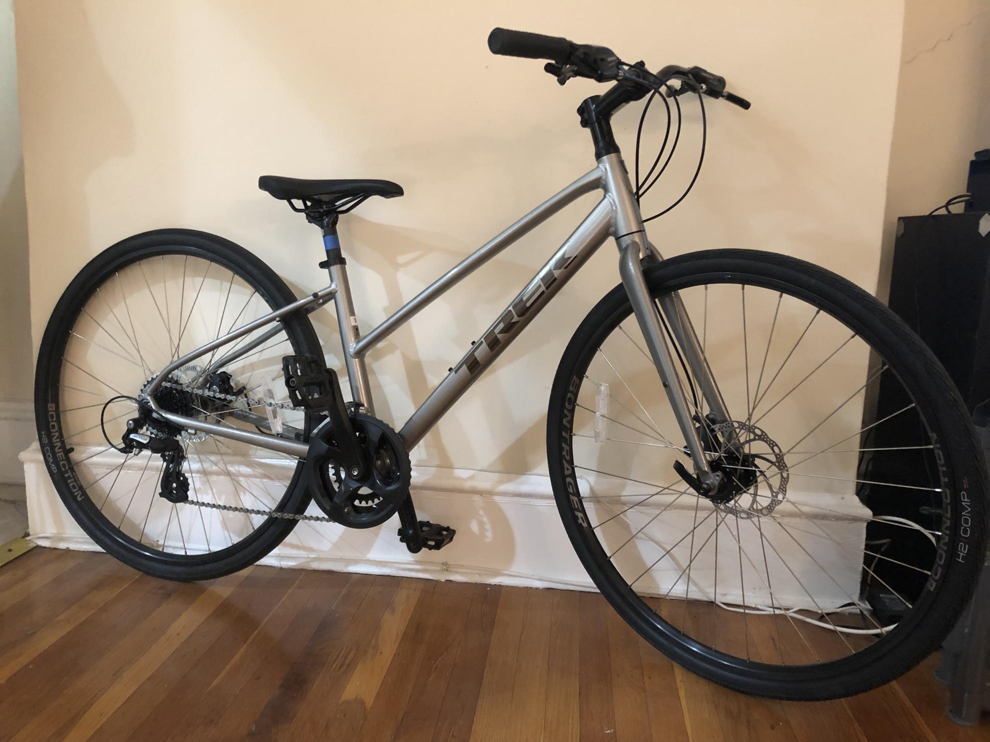 2022 Trek FX 1 Silver, gray or bare metal