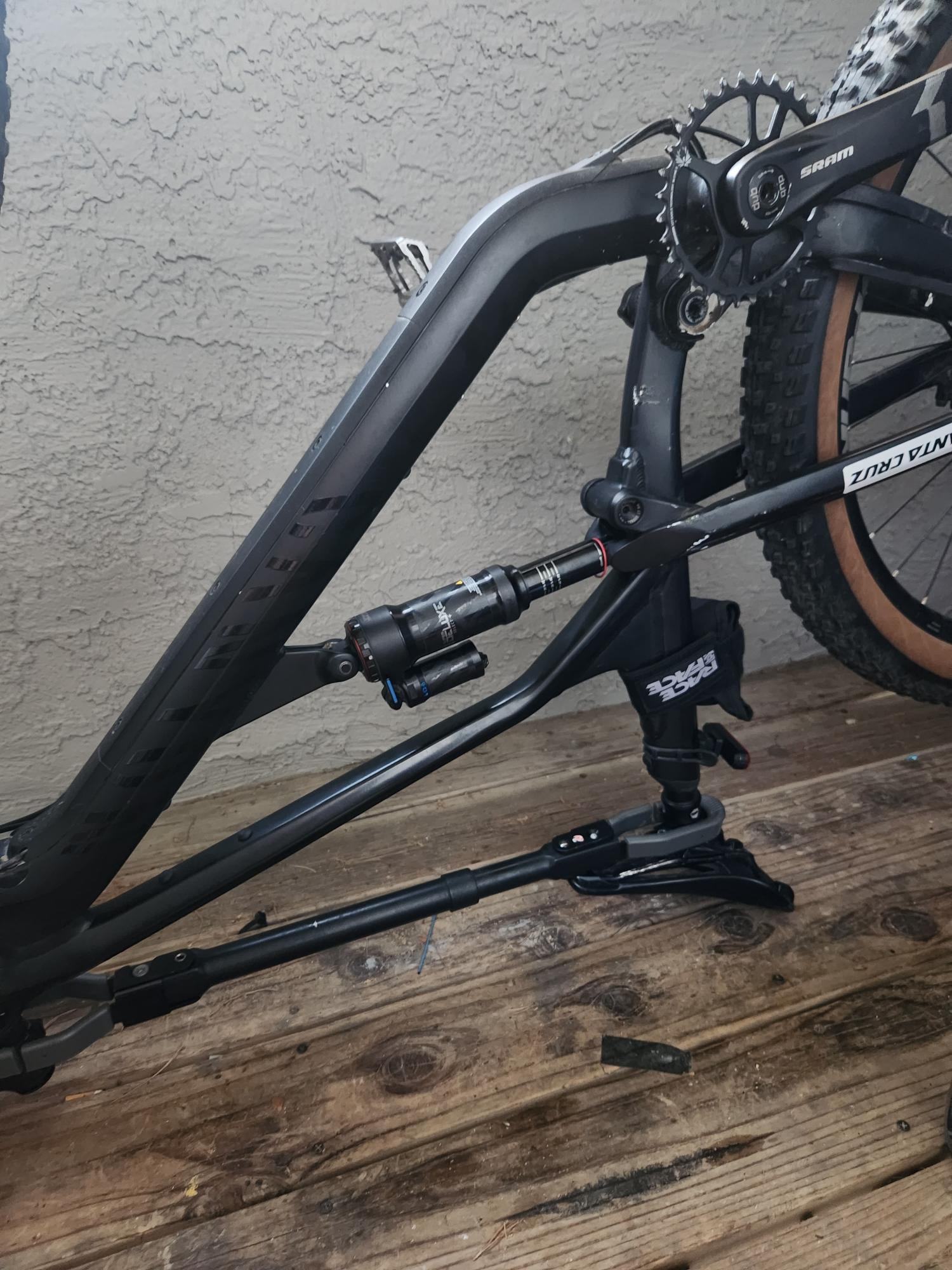 2022 Canyon bicycles Spectral Black