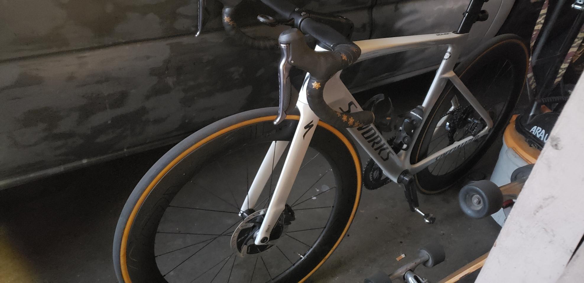 2020 Specialized Venge sworks Silver, gray or bare metal