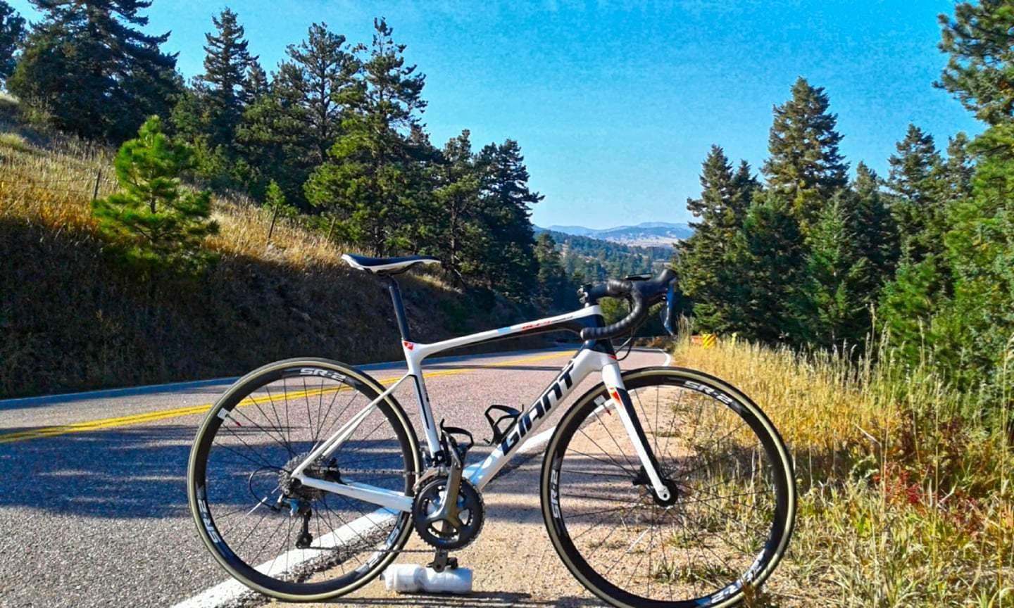2017 Giant Defy Advanced 3 White