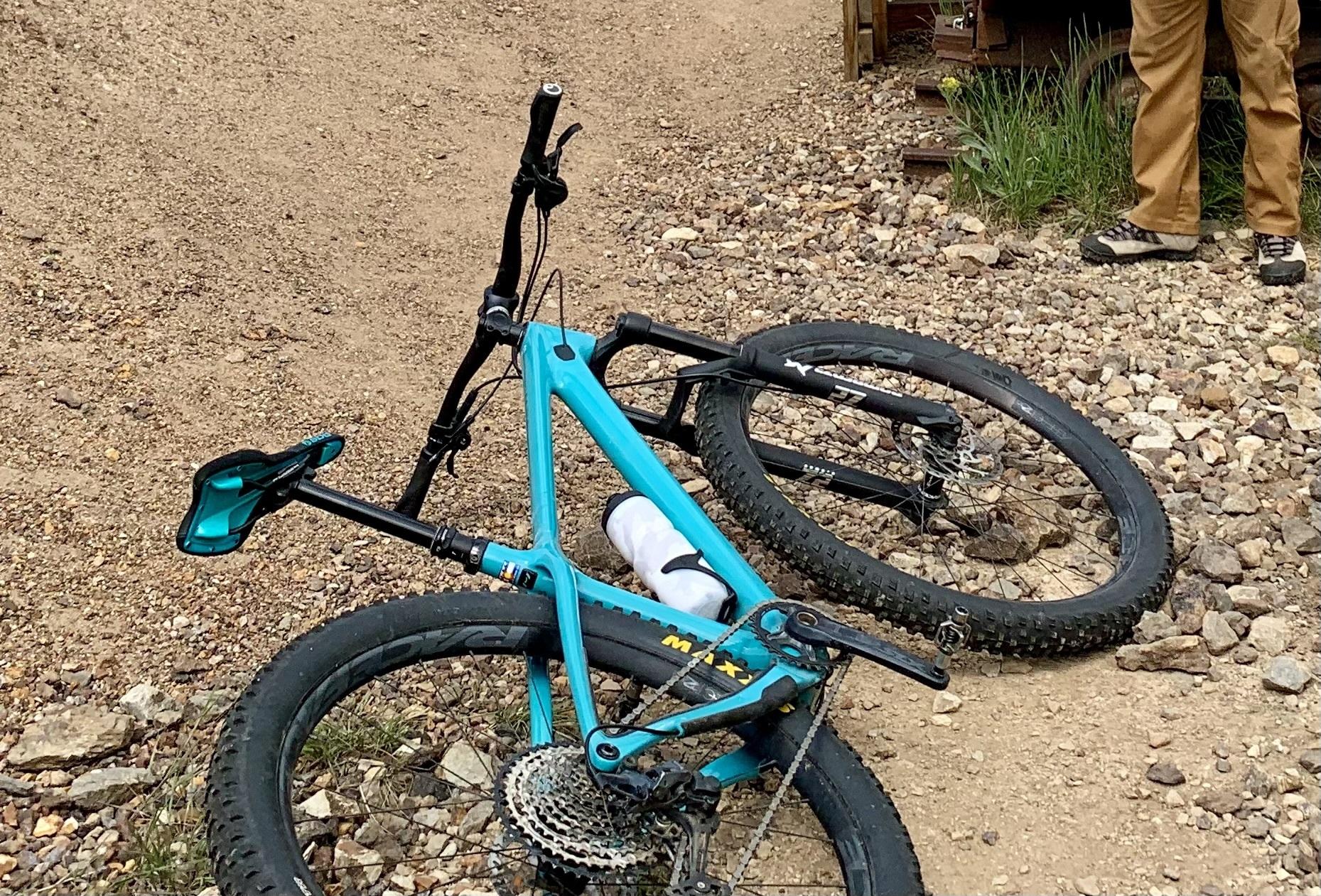 2021 Yeti ARC C1 Blue