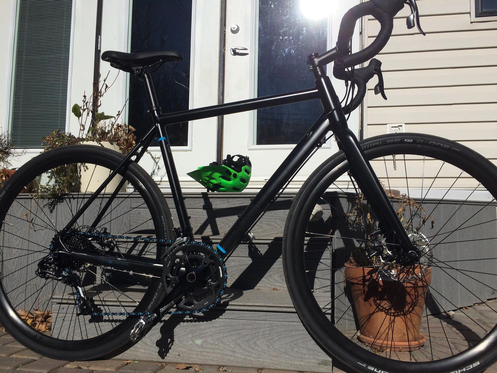 2016 Marin Bikes Lombard Elite Black