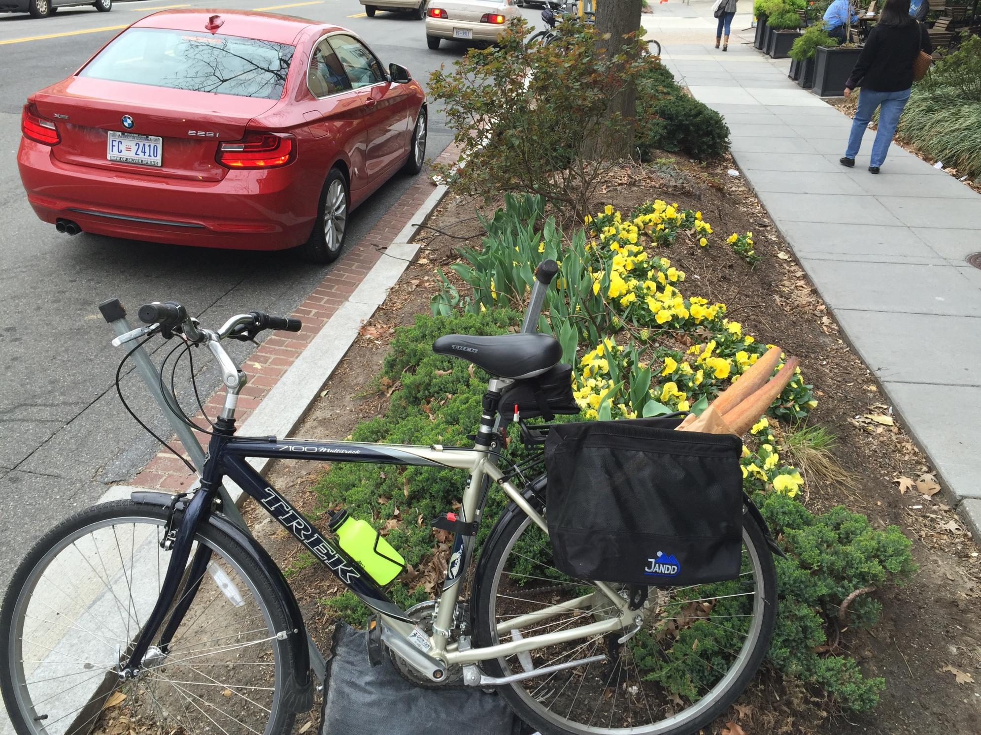 2002 Trek 7100 Black and Blue