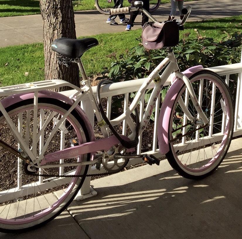 2013 Schwinn Sanctuary Womens White and Pink