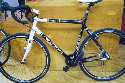 2011 Felt 75x 10 in  Black