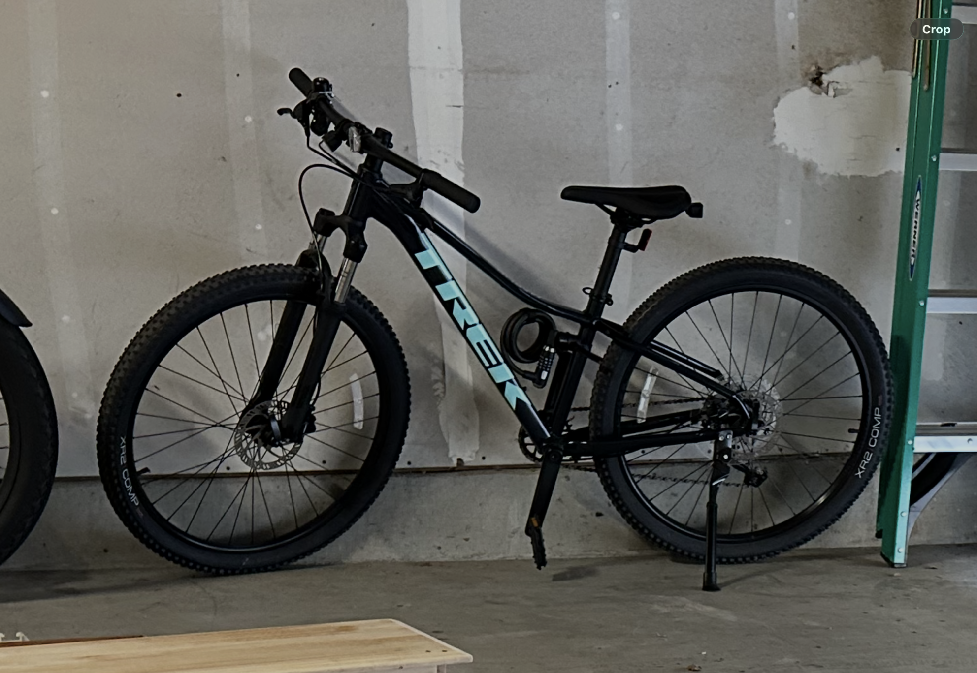 2022 Trek Marlin Black and Teal