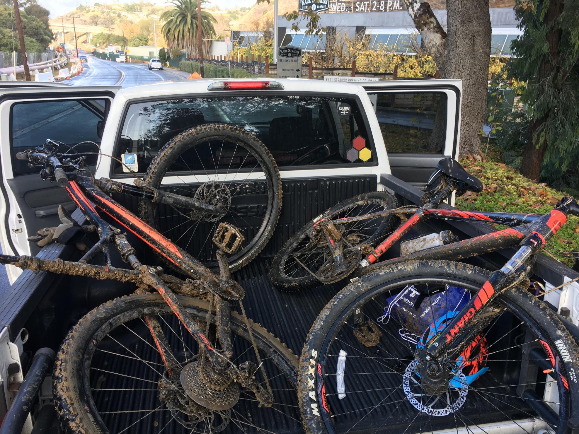 2016 Giant Talon Red and Black