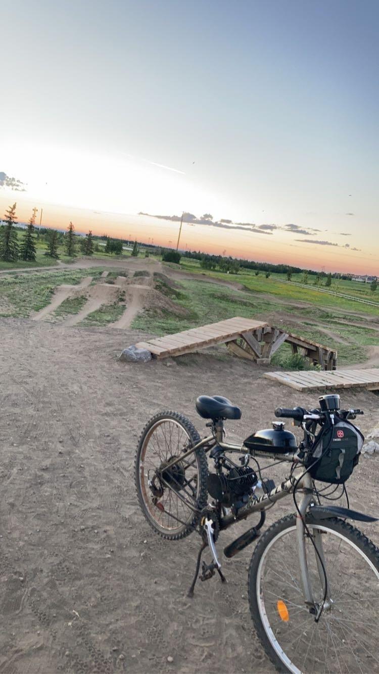 Other Male mountain bike Black and Silver, gray or bare metal