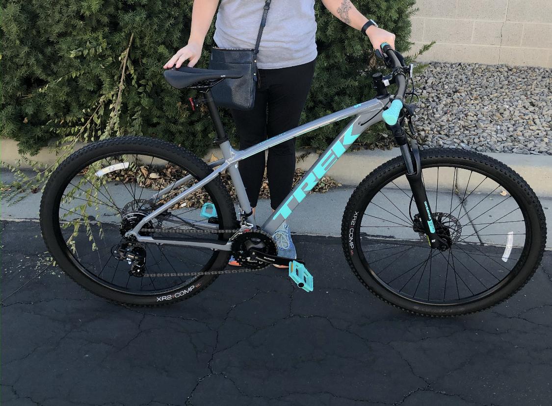 2021 Trek Marlin 5 Womens Silver, gray or bare metal and Teal