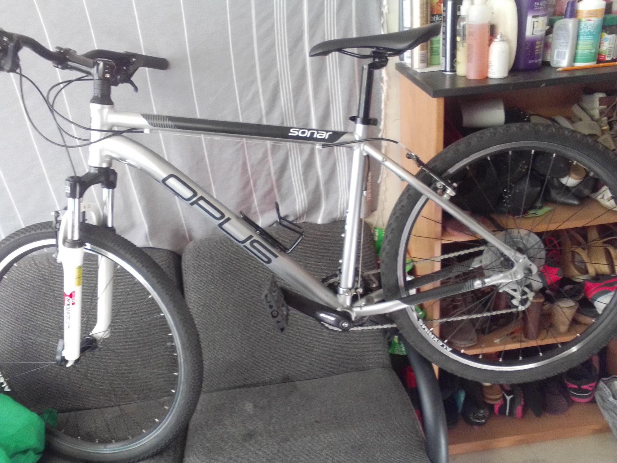 Opus Sonar Silver, gray or bare metal and Black