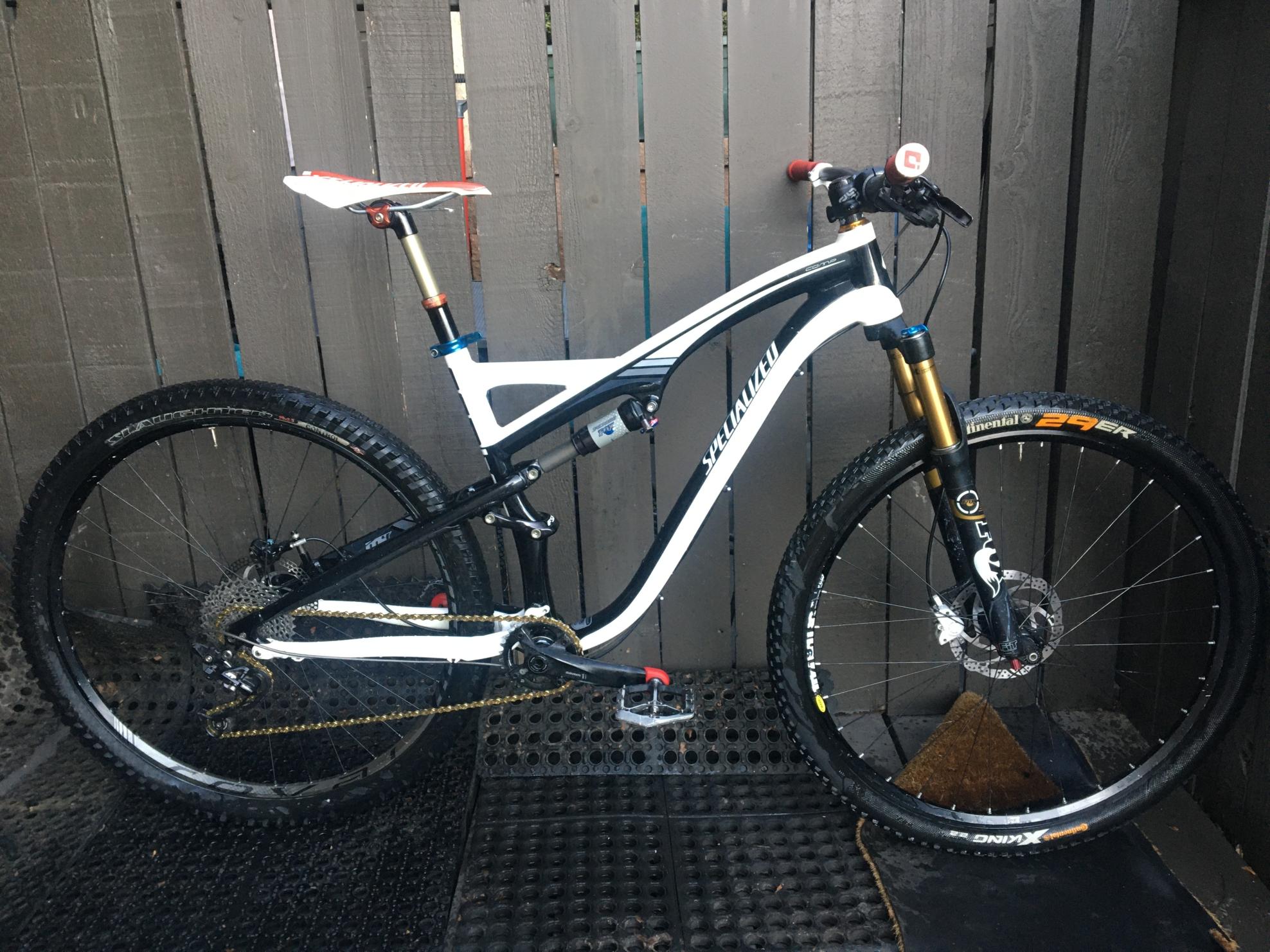 2012 Specialized Camber Comp 29 Black and White