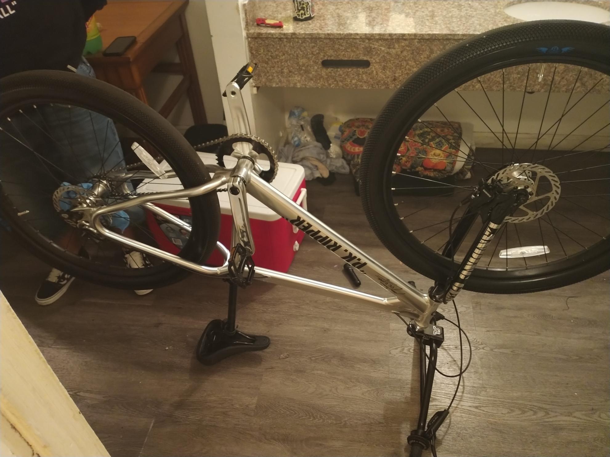 2021 SE Bikes Silver, gray or bare metal