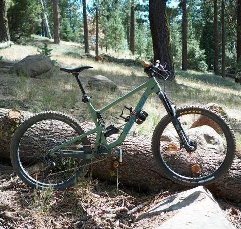2021 Santa Cruz Bronson Green