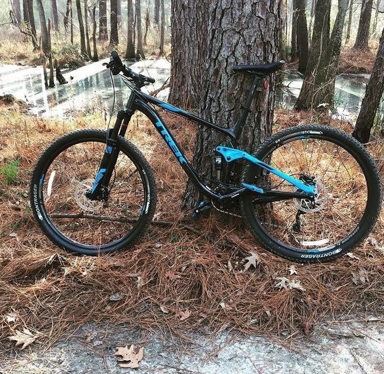 2016 Trek Fuel EX 7 Black and Blue