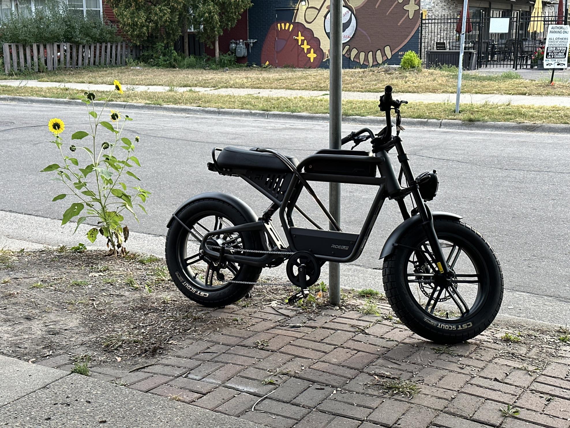 2023 Ride1Up Revv1 FS Black