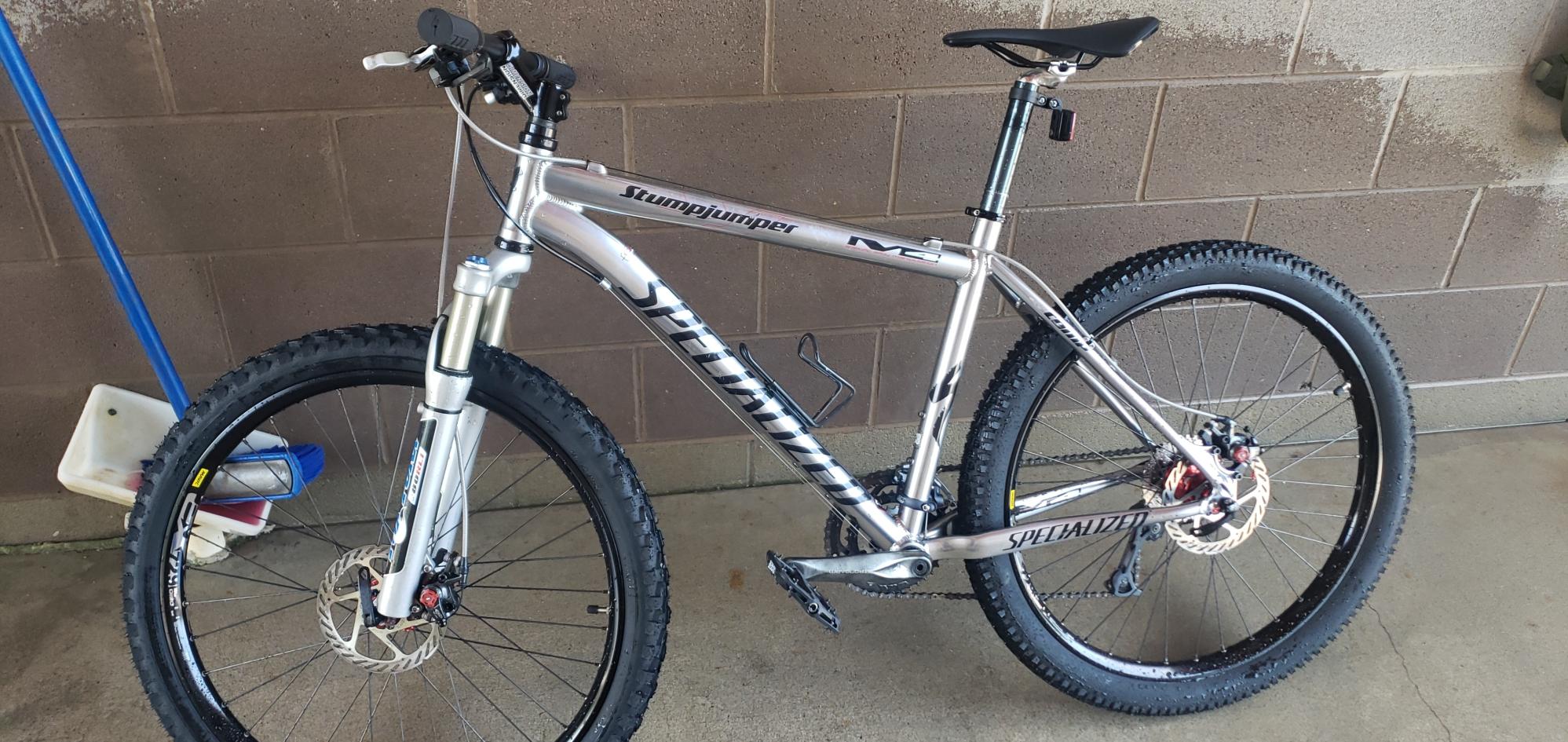 2007 Specialized Stumpjumper Comp Silver, gray or bare metal and Black