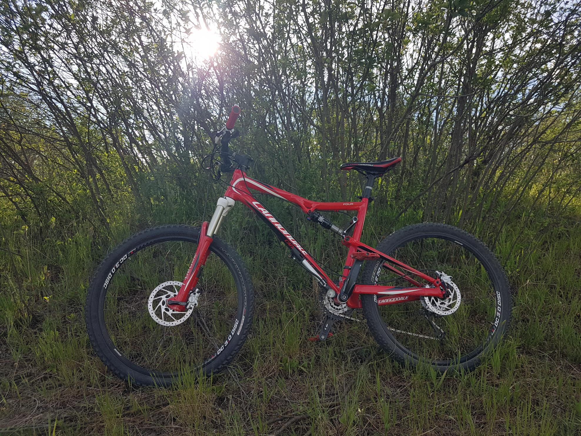 2011 Cannondale zone twenty four Red, White, and Black