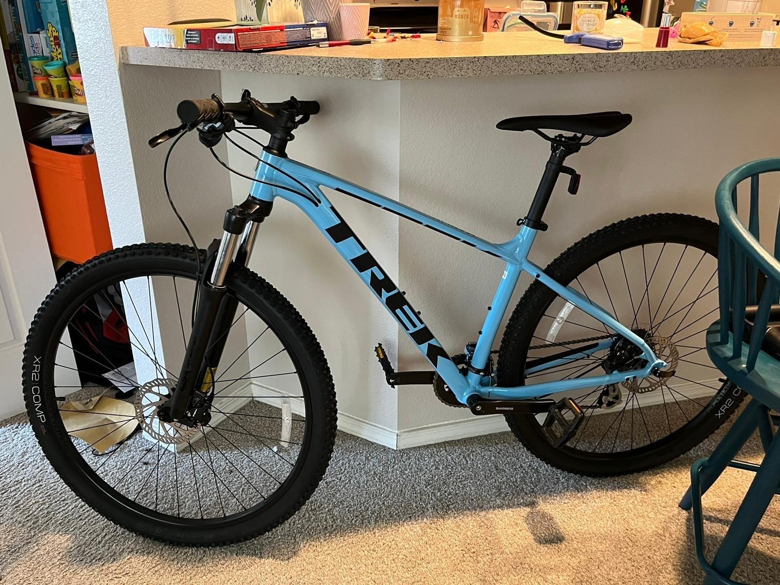 2023 Trek Marlin Blue