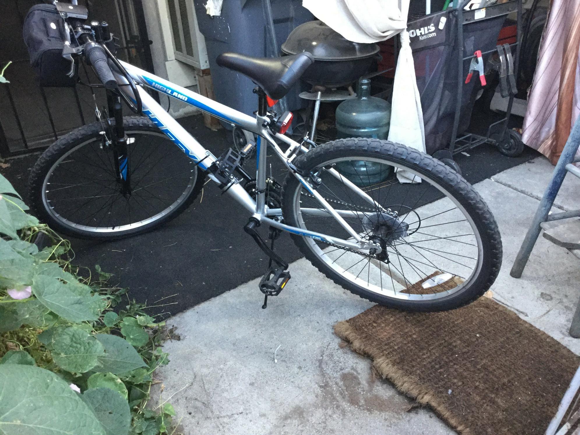 2018 Huffy MENS FRAME 26