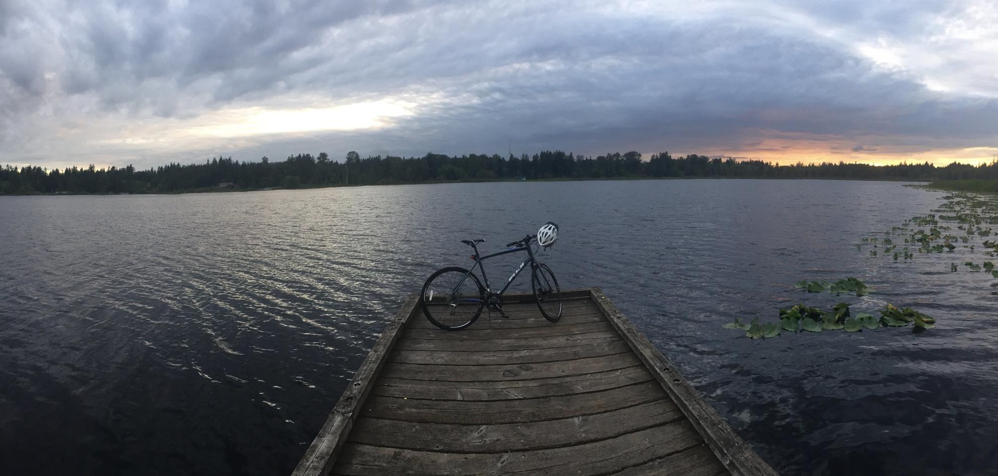 2015 Fuji Fuji Absolute 2.0 LE Disc Brake Flat Bar Road Bike - 2015 Performance Exclusive Blue