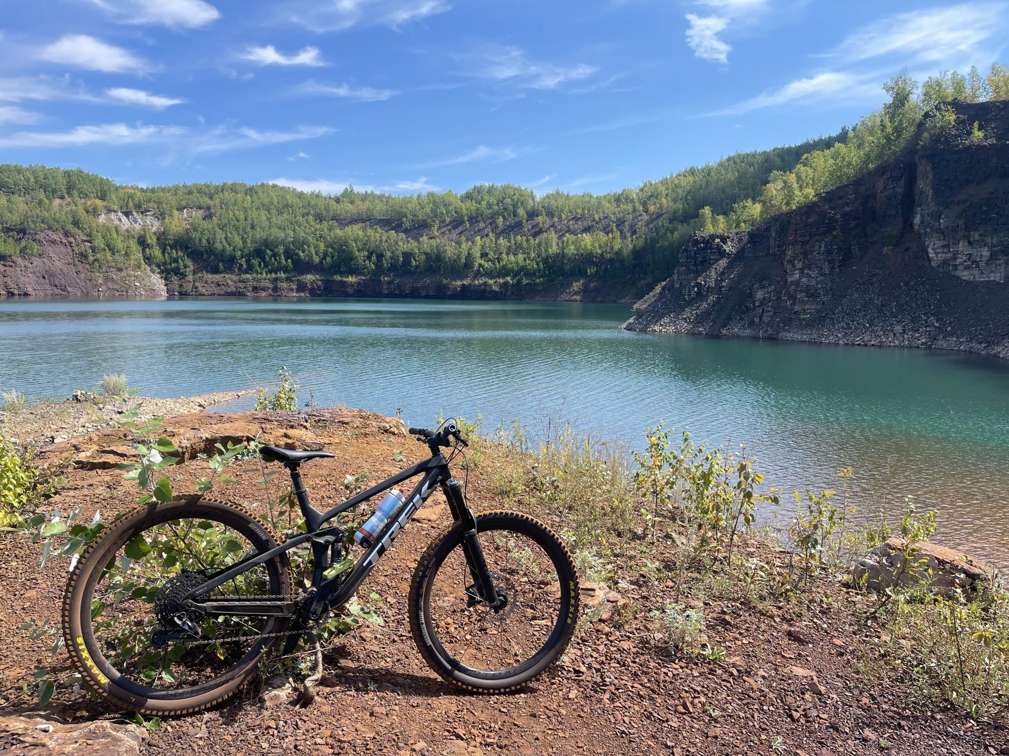 2021 Trek FUEL EX 9.7 NXGX Black