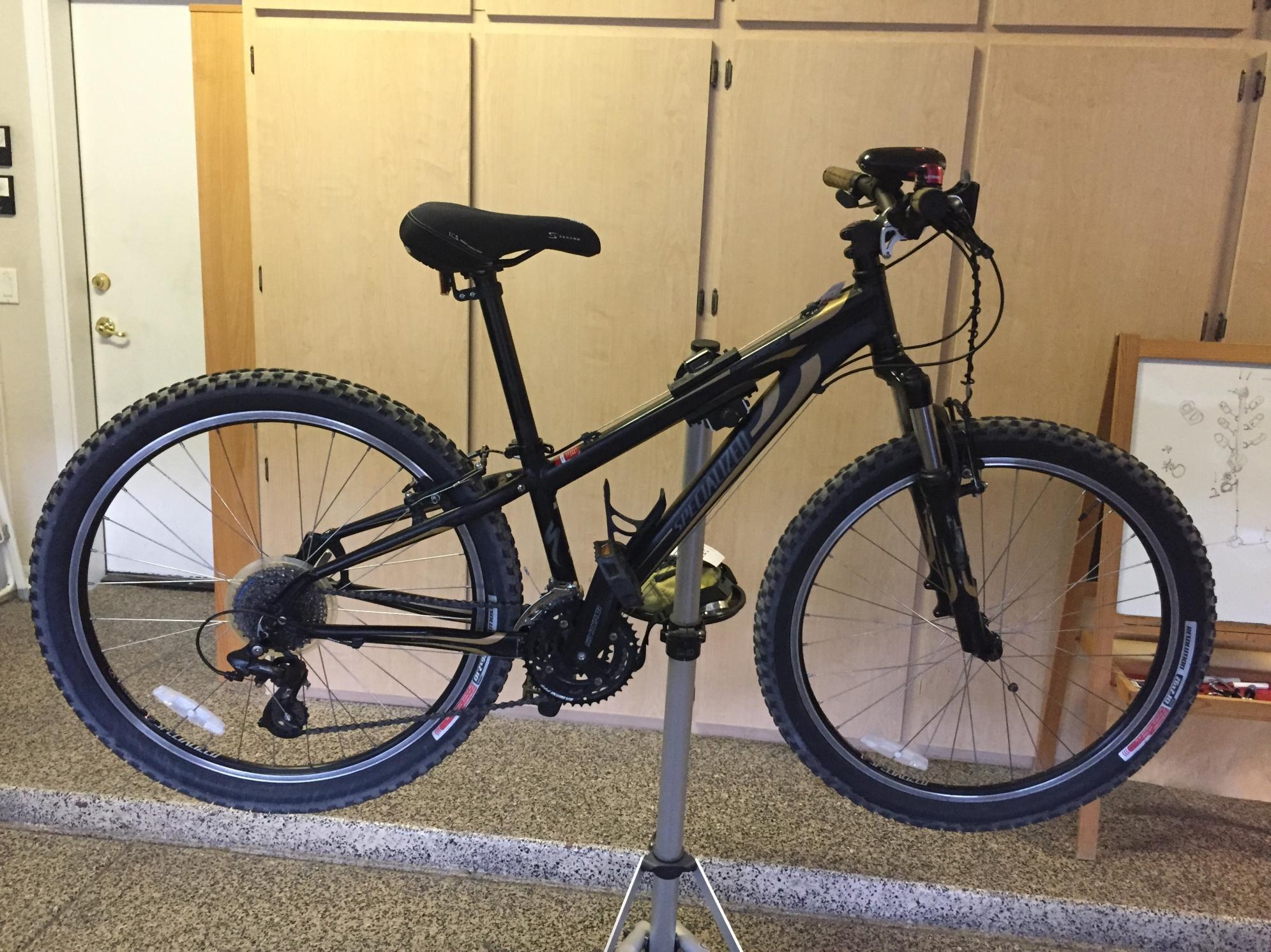 2007 Specialized Hardrock Sport Black and Yellow or Gold