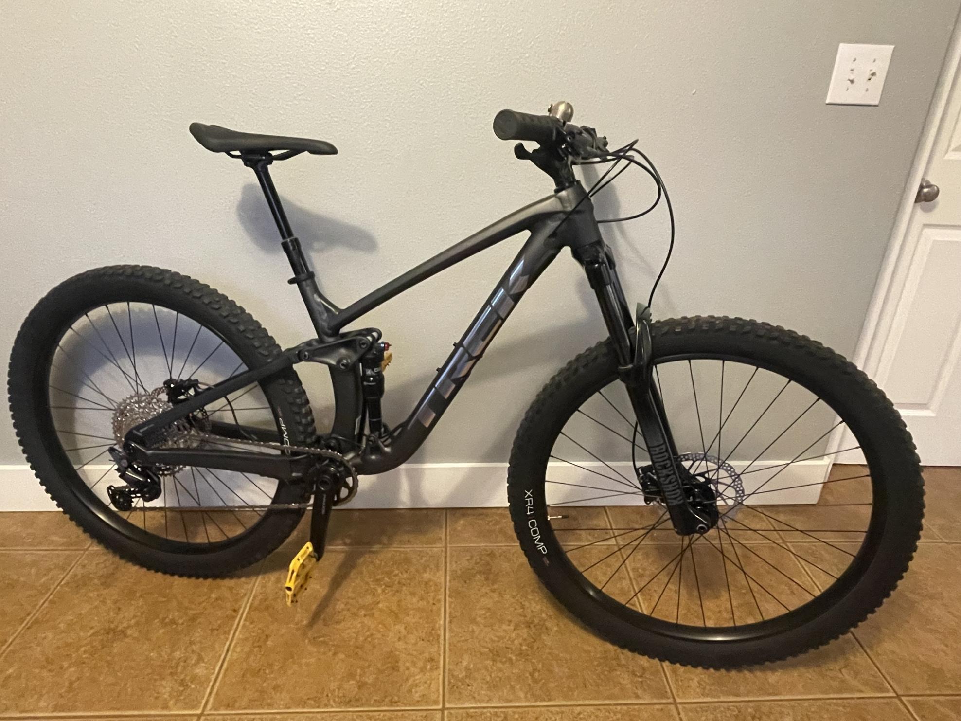 2022 Trek Fuel EX 5 Black