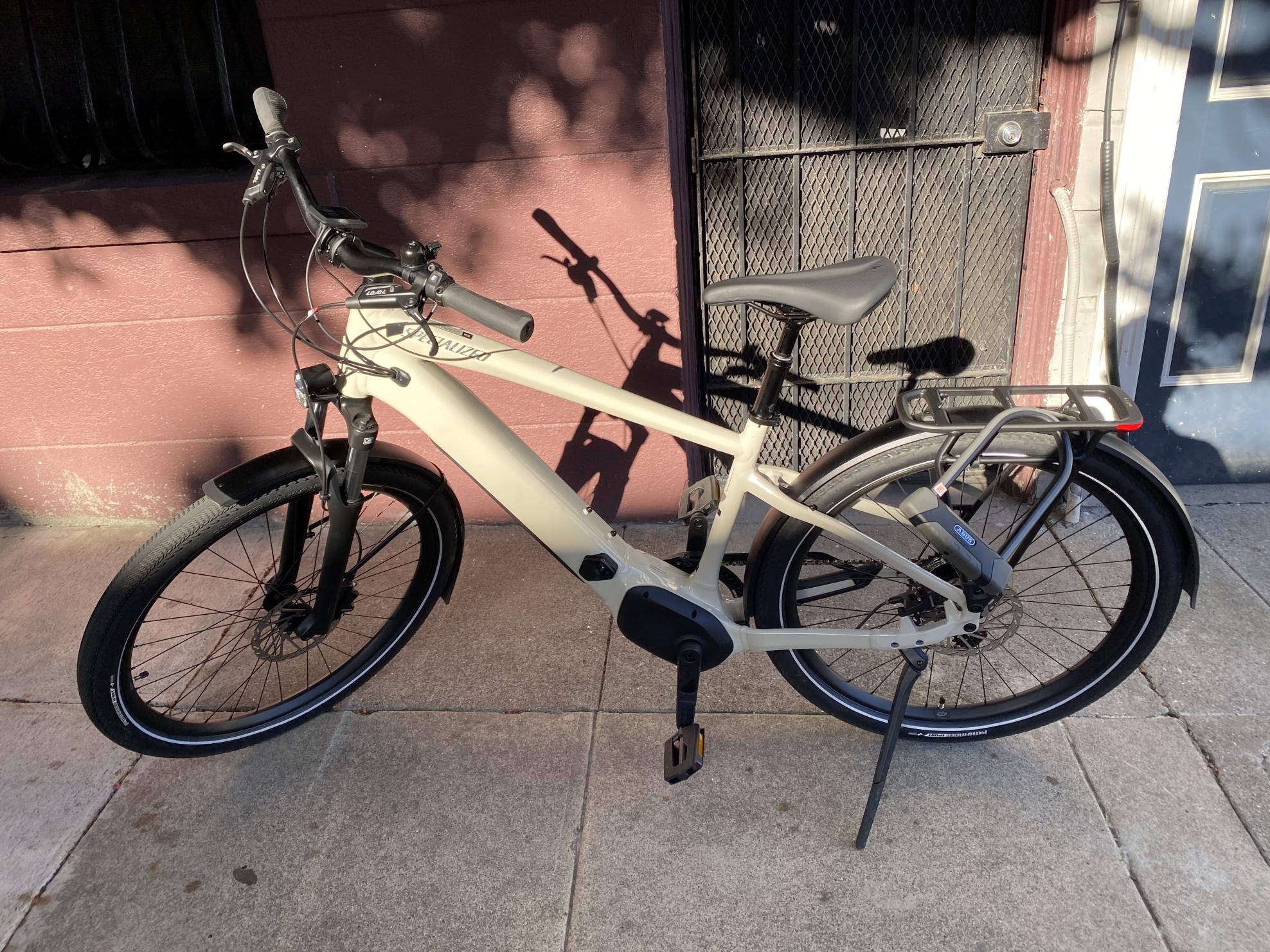 2022 Specialized Turbo Vado 4.0 White