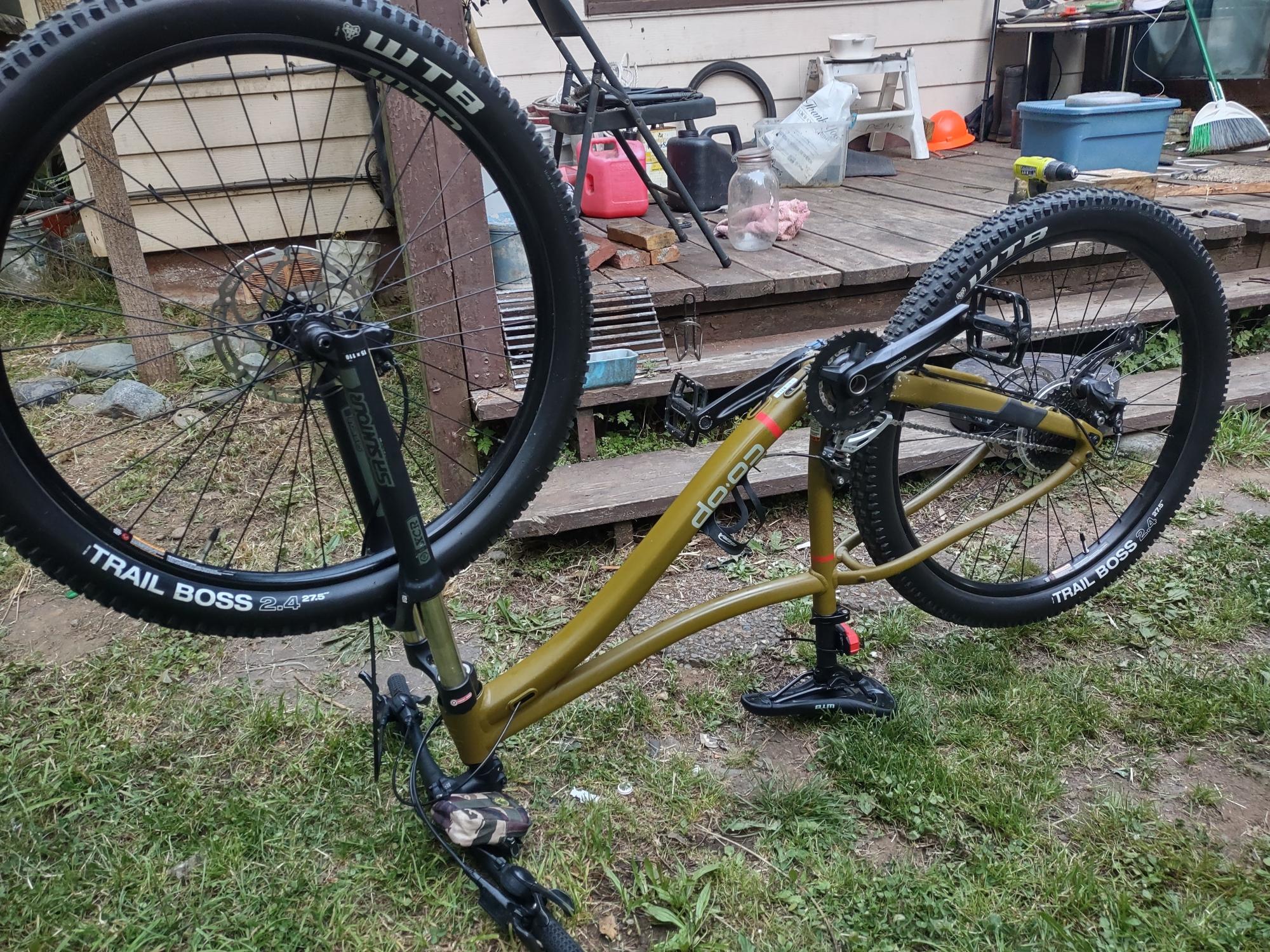 2022 MEC Yellow or Gold